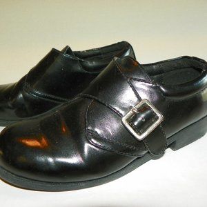 Modit boys size 1 black dress shoes